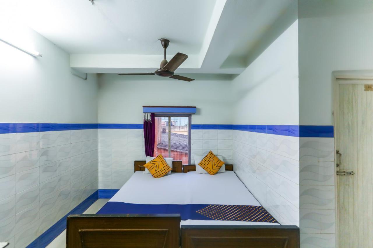 Oyo 73902 Vyttila Residency Hotel Kochi Eksteriør billede