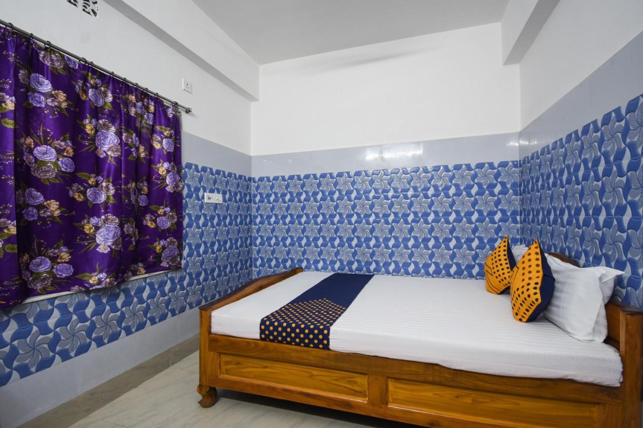 Oyo 73902 Vyttila Residency Hotel Kochi Eksteriør billede