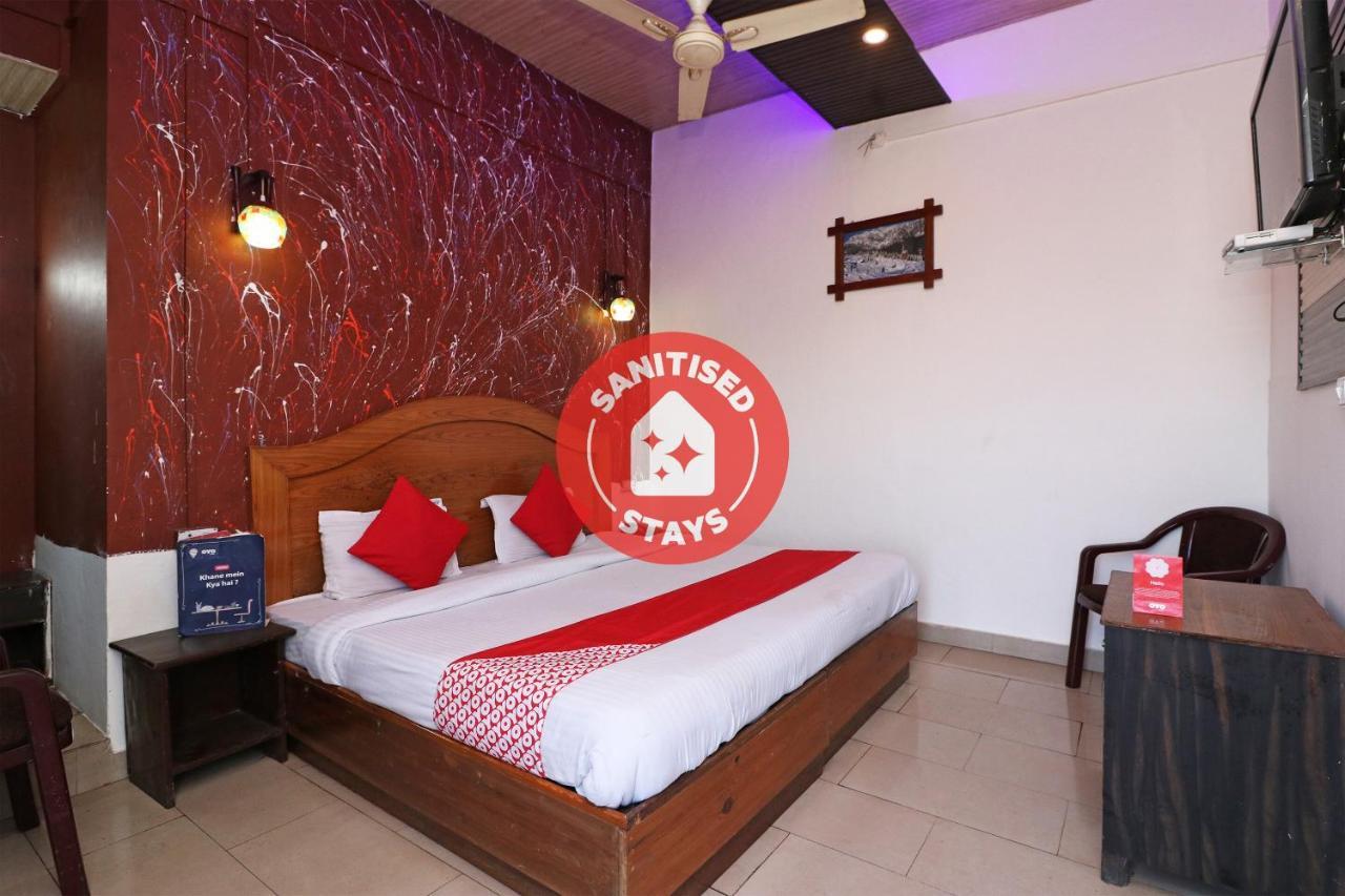 Oyo 73902 Vyttila Residency Hotel Kochi Eksteriør billede